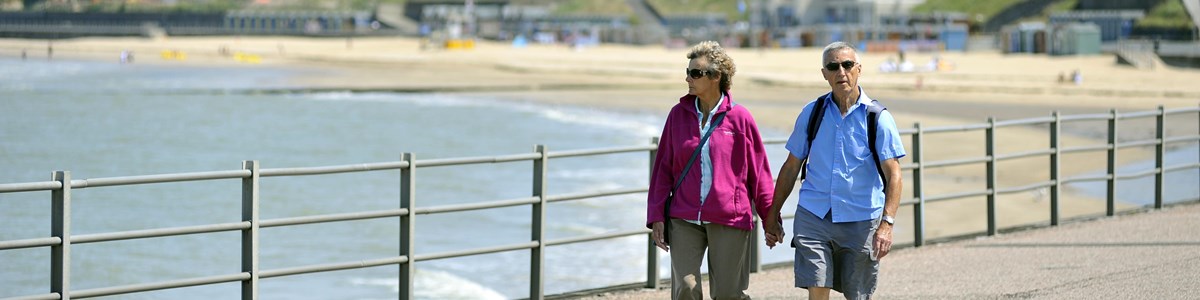 Walking Couple 120717 TDC 144.JPG